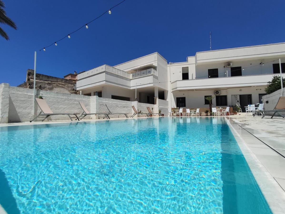La Gemma Del Salento Rooms&Apartments Racale Exterior foto
