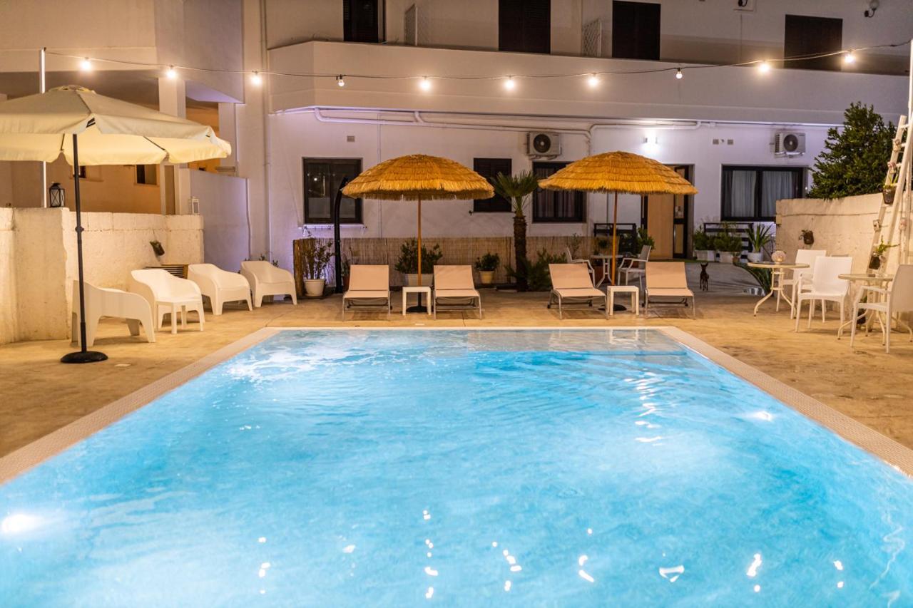 La Gemma Del Salento Rooms&Apartments Racale Exterior foto