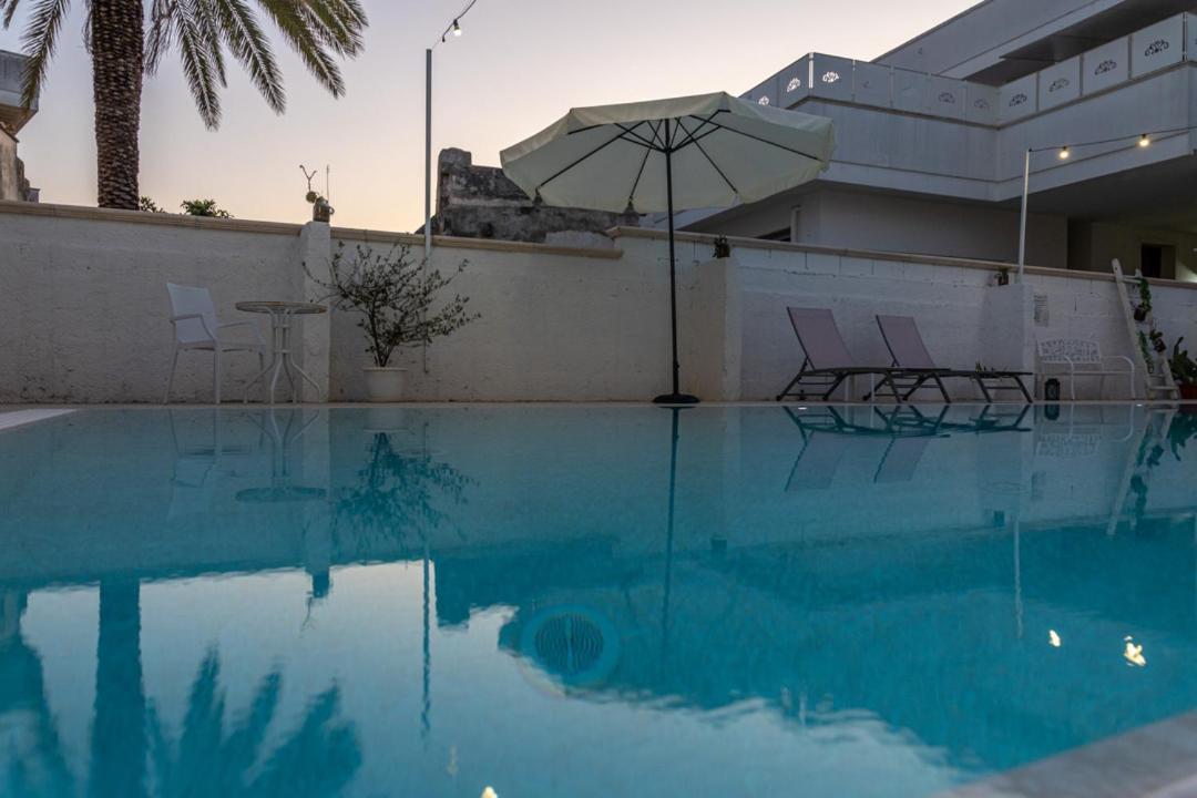 La Gemma Del Salento Rooms&Apartments Racale Exterior foto