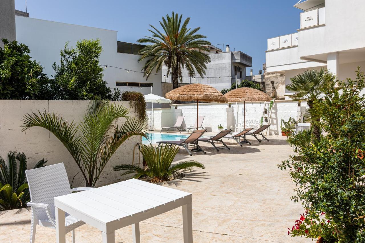 La Gemma Del Salento Rooms&Apartments Racale Exterior foto